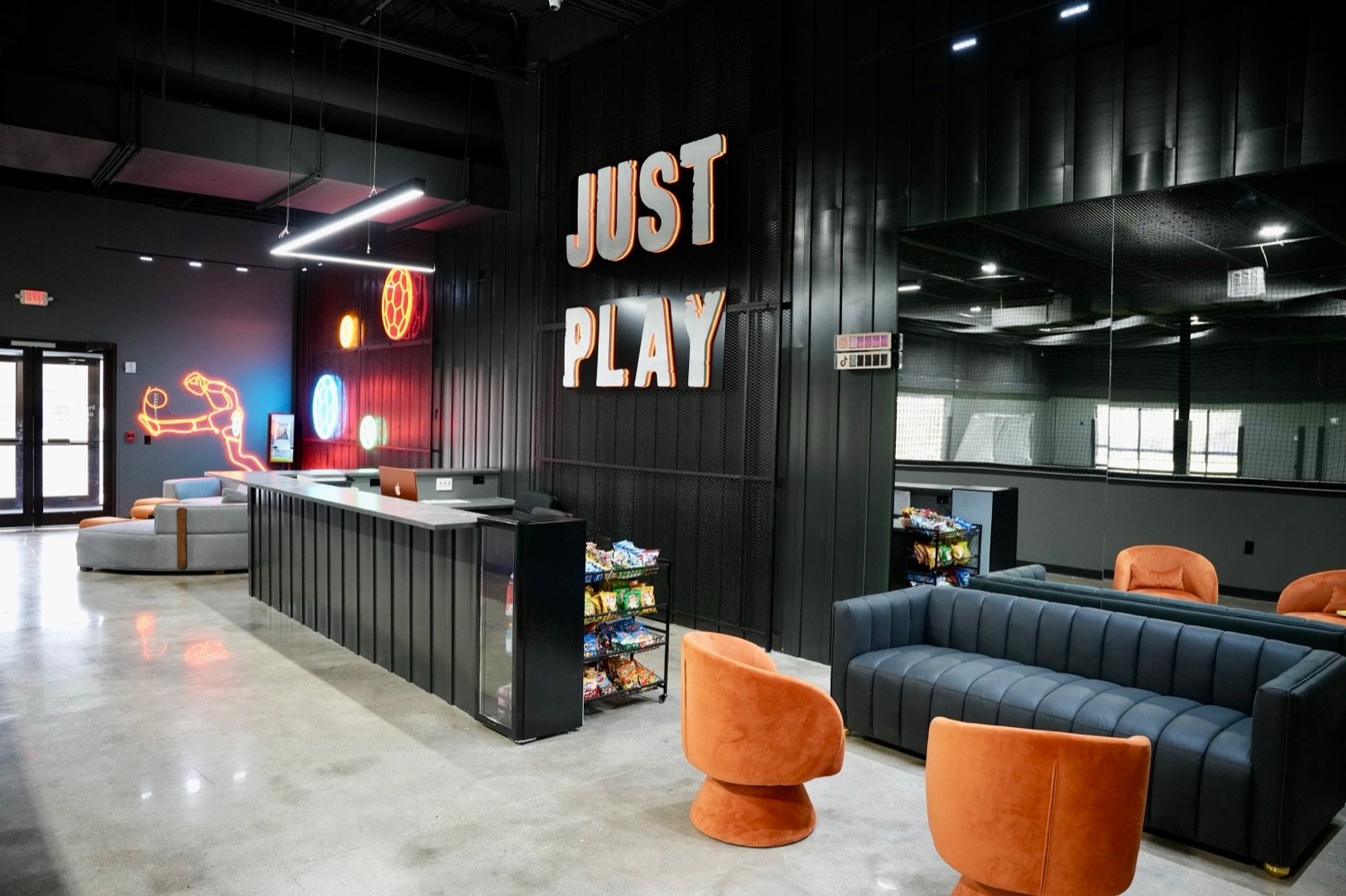 Front lobby and check-in desk at Just Play